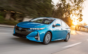 2018-toyota-prius-prime-plug-in-hybrid-3.jpg